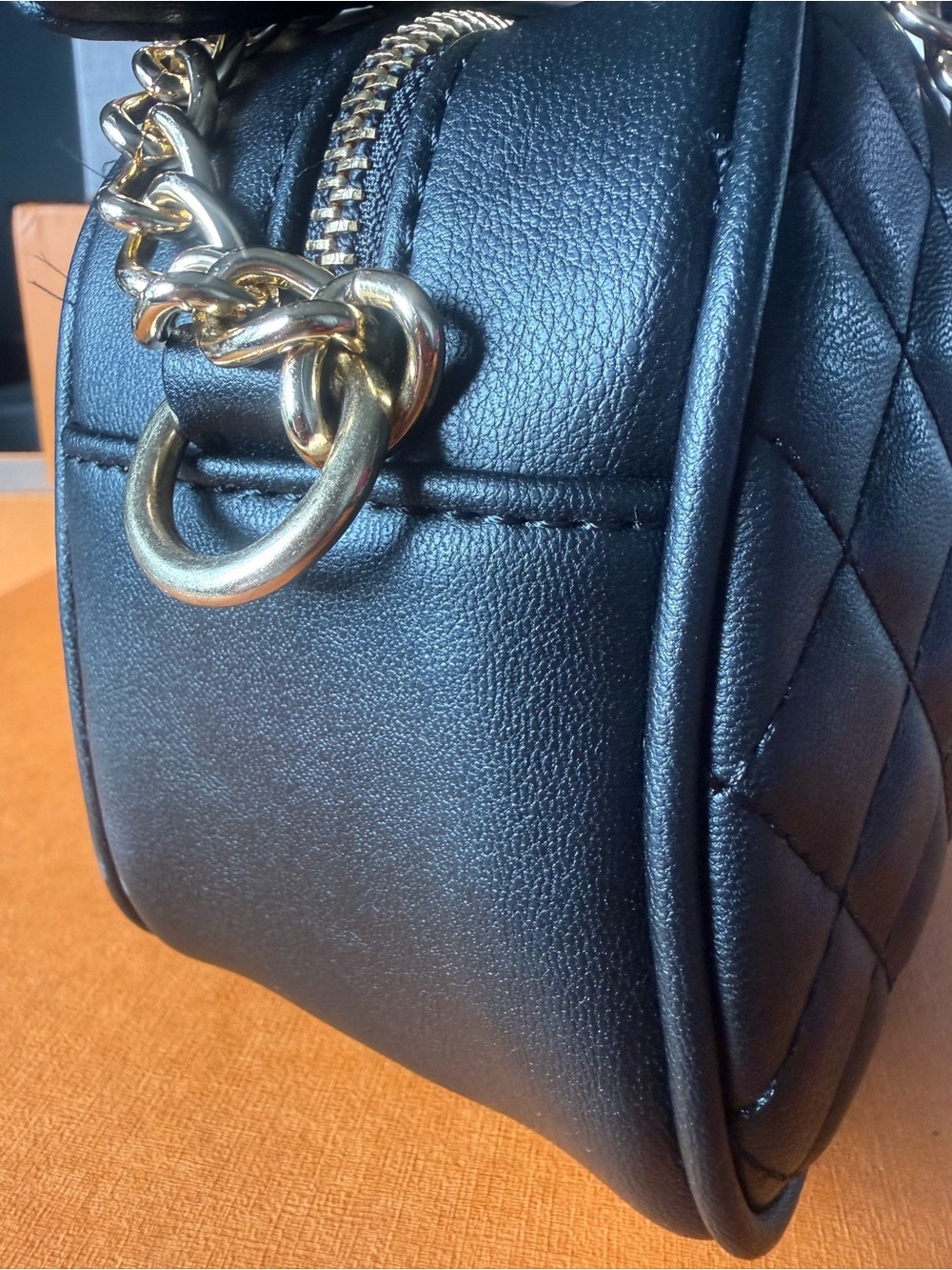 ✨🦋LIVE LOW START🦋✨Valentino Orlandi Quilted Camera Crossbody Bag - Picture 4 of 13